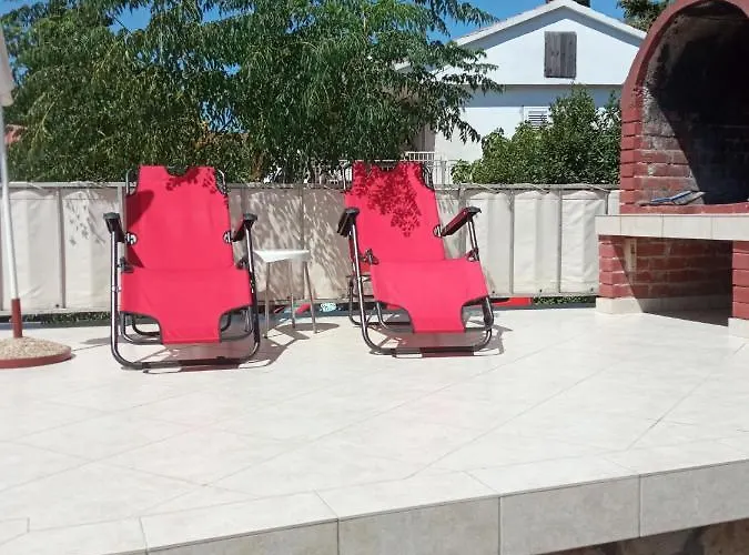 Emil 아파트 야세니스