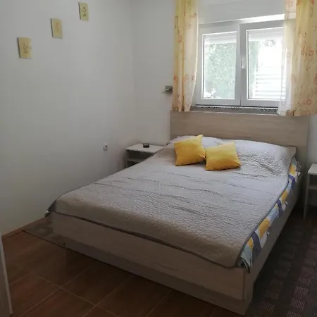 Emil Apartamento