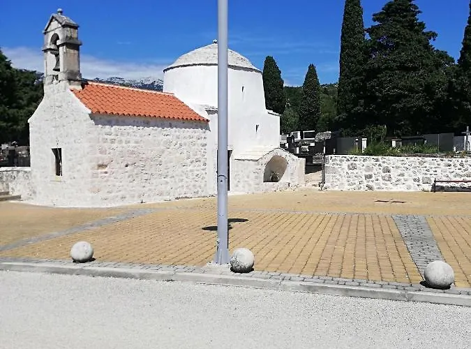 Daire Emil Jasenice (Zadar)